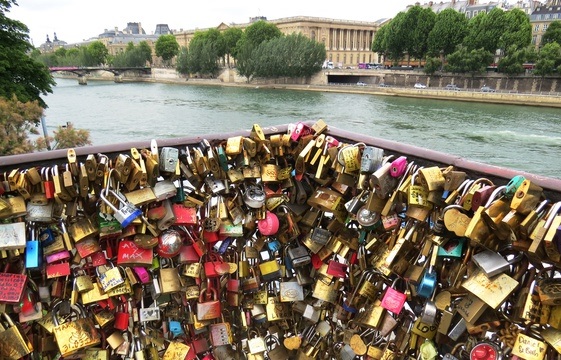 St-Valentin - Pont des amoureux à Paris